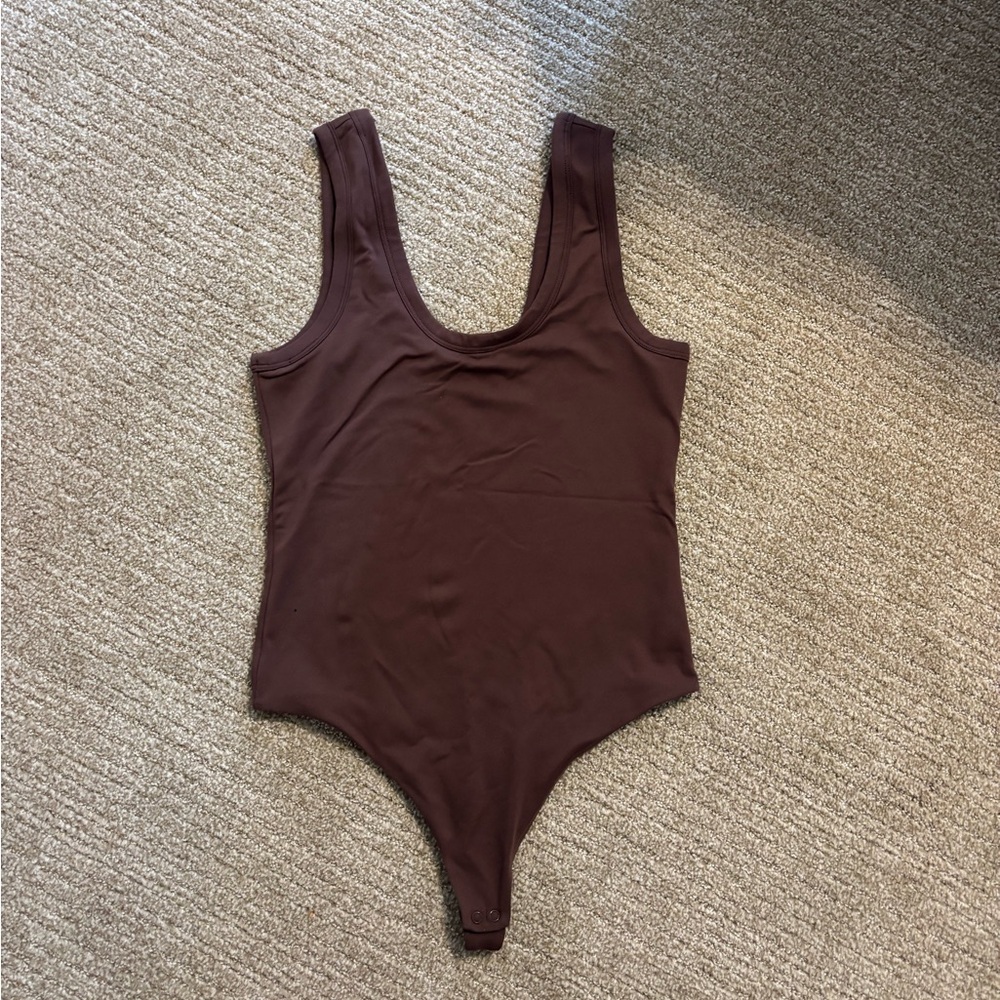 Nuuds Seamless Scoop Tank Bodysuit